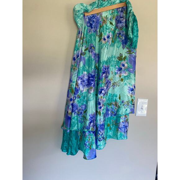 Bellissimo Fabrics Silk Wrap Skirt Tiered Multi Pattern Size L-XL- 1X - Picture 4 of 6